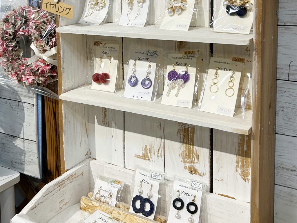 handmade accessory soeur（スール）の店内写真-014