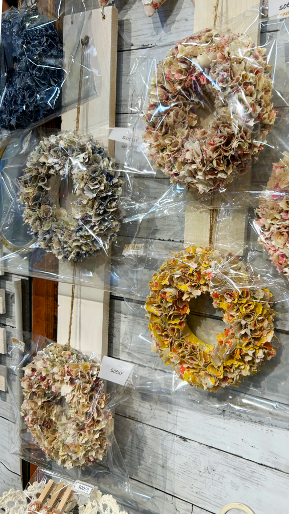 handmade accessory soeur（スール）の店内写真-013　リース